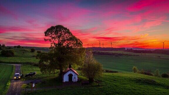 AERIAL:日落时德国美丽的乡村景观
