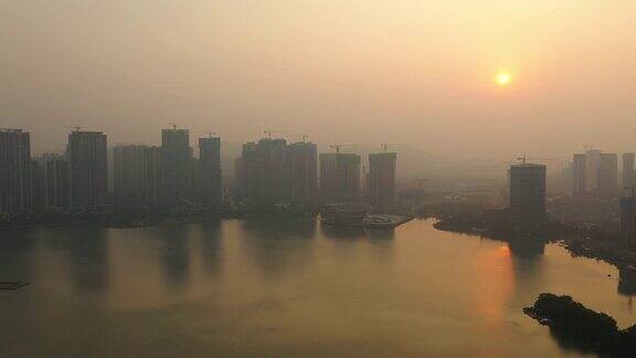 日落时分长沙市梅溪湖畔建设海湾住宅现代码头航拍4k中国全景