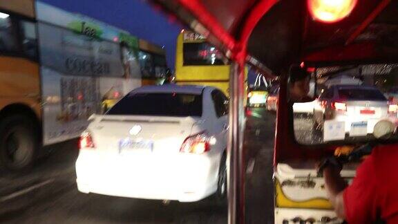 嘟嘟车在泰国曼谷