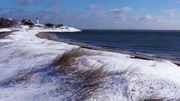 科德角白雪覆盖的海滩