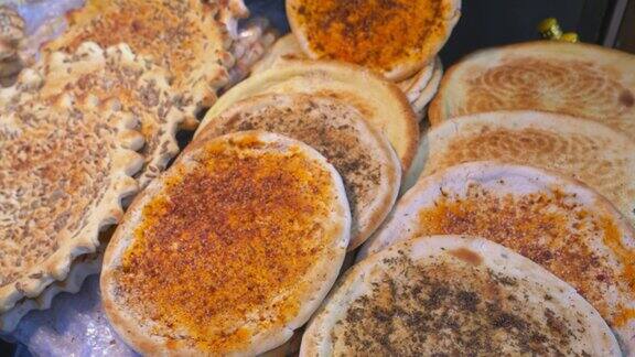 中国西安风味各异的传统伊斯兰面包馕饼