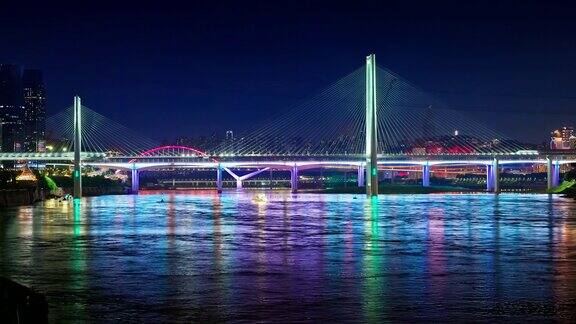 重庆城市大桥和河流的夜晚