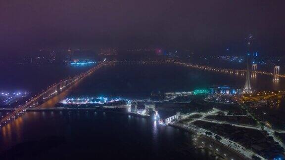 夜间照明澳门城市交通海湾道路航拍全景图4k时间间隔中国