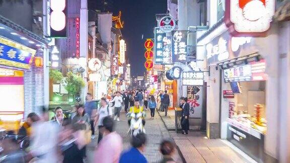 夜景时间照亮长沙古城最受欢迎的步行街全景时间跨度4k中国