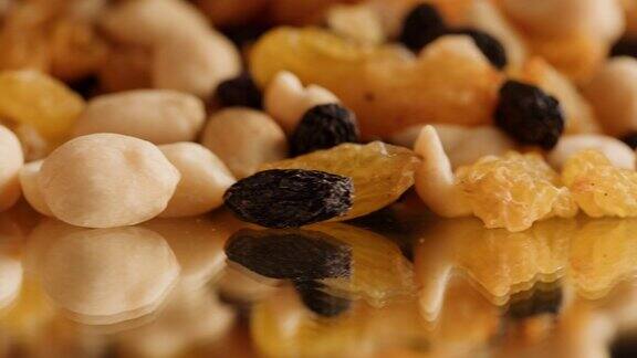 坚果和干果混在一起阿拉伯糖中东民族甜食甜品小吃