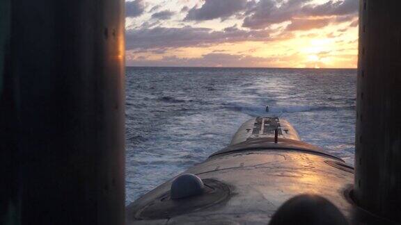 慢动作潜艇公海上的潜艇