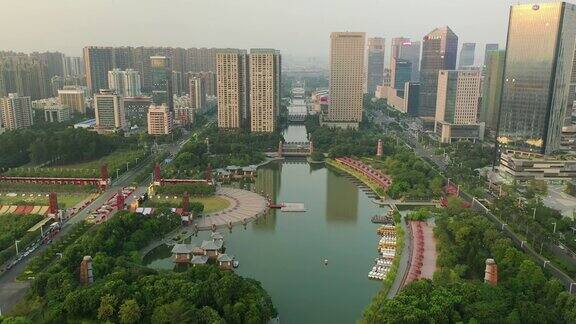 日落时分佛山市区著名的公园河广场航拍4k中国全景