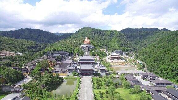 学斗寺佛像