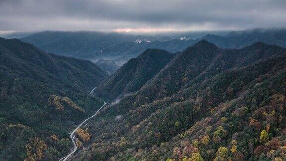 日出丛林峡谷