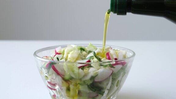 新鲜蔬菜沙拉有益于健康饮食素食健康食品