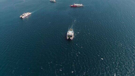吉利马努克海上客运渡轮港印度尼西亚巴厘岛
