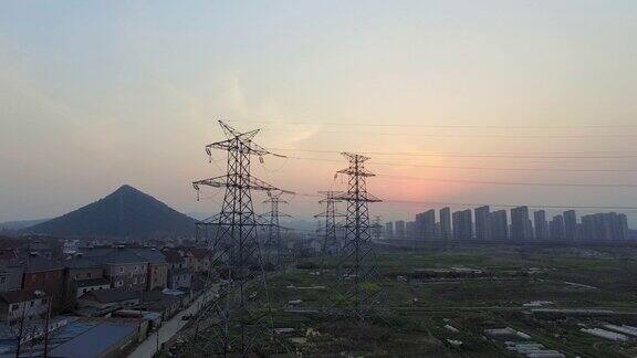 黄昏时杭州的塔架、城市景观和4k