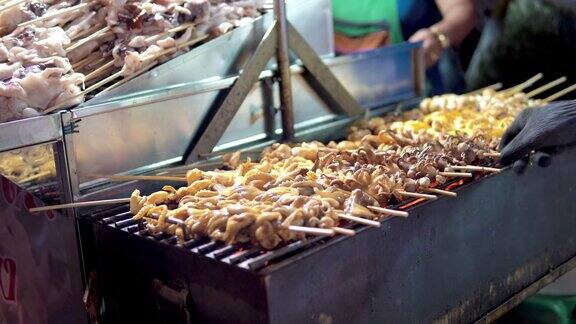 泰国街头小吃烤鱿鱼串