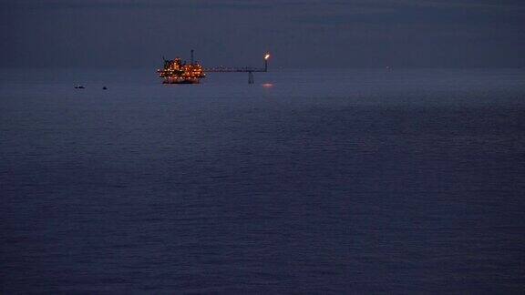 海上采油平台夜间作业