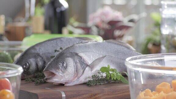 海鲜海鲈鱼片多彩美食健康食品