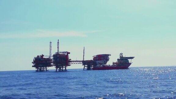 海上的石油平台