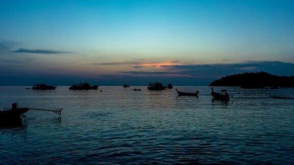 泰国里皮岛芭堤雅海滩海面和日落