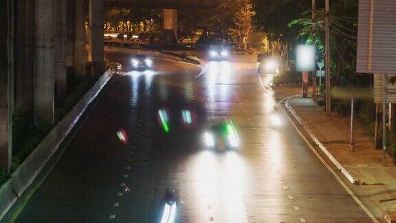 交通与城市景观概念4K延时长时间曝光夜间交通和汽车在曼谷泰国高峰时间