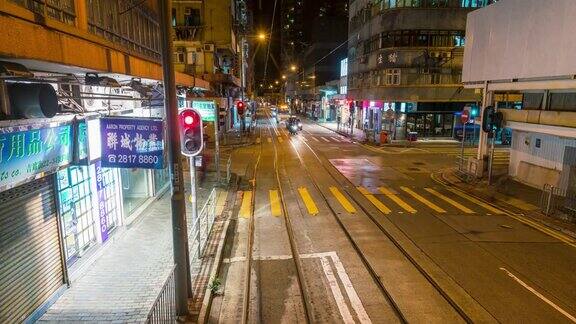 中国香港夜间有轨电车快速移动的时间流逝