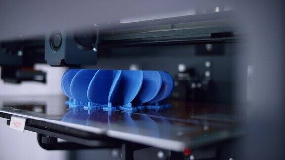 3D打印机内构建的LD螺旋桨模型
