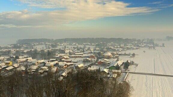 空中村庄在冬天