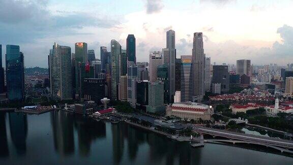 新加坡地标性金融商业区鸟瞰图
