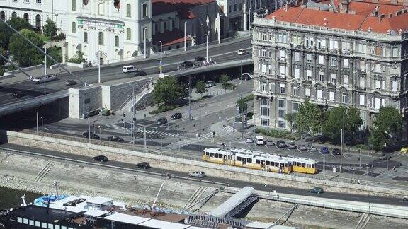布达佩斯交通城市街景在一个地区的老式缆车伊丽莎白桥匈牙利
