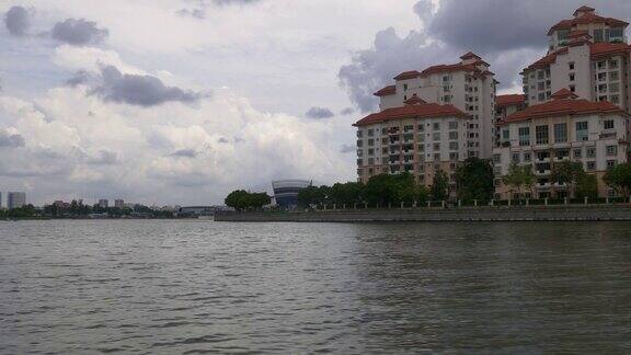 新加坡白天时间著名的鸭子船游览游览公园海岸体育场全景4k视频