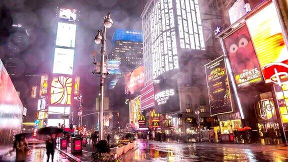 高清延时:纽约时代广场夜雨
