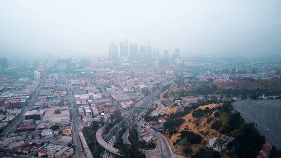 烟雾弥漫的洛杉矶