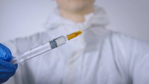 冠状病毒疫苗瓶和注射器
