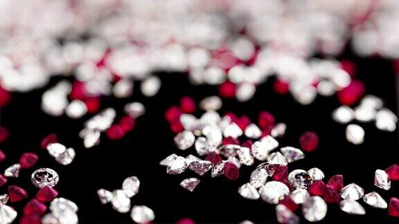 透明背景上的钻石和红宝石