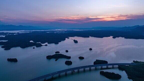 湖景日落航拍