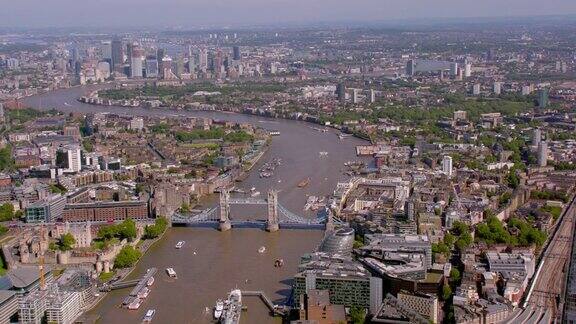 英国碎片大厦、泰晤士河和塔桥鸟瞰图4k
