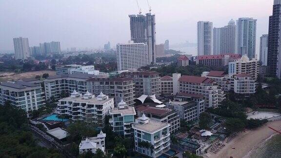 泰国芭堤雅市中心鸟瞰图