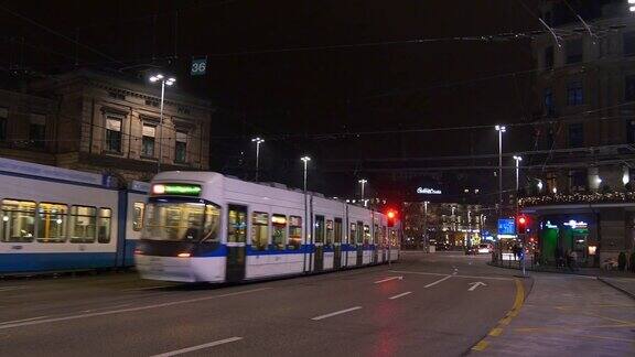 瑞士苏黎世交通有轨电车车站广场中央车站夜景时间4k