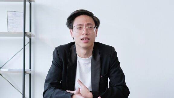 网上商务会议网络会议男CEO