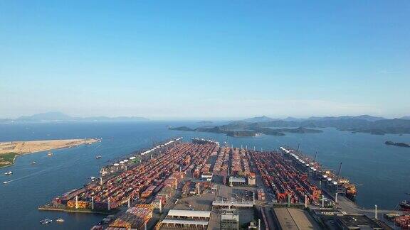 从空中俯瞰深圳盐田港中国