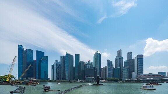 现代办公大楼滨海湾与蓝天新加坡时间流逝视频