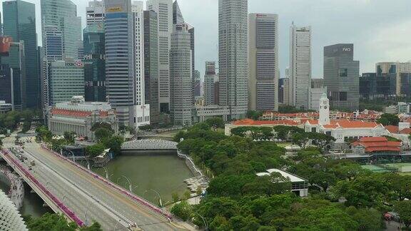 新加坡市区白天著名的酒店交通湾航拍全景4k