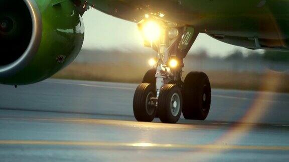 飞机引擎后面的热空气