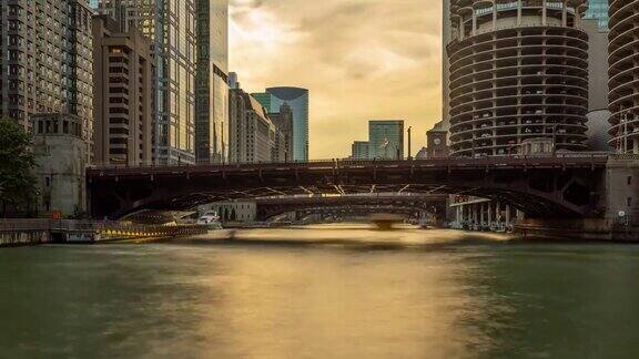 芝加哥市中心和芝加哥河的时间流逝