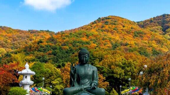 韩国Seoraksan国家公园的秋天时光