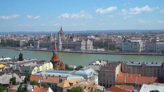 渔民堡垒布达佩斯匈牙利多瑙河和城市的全景