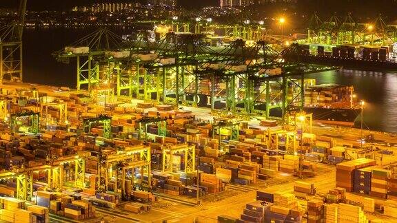 4K延时:航拍新加坡夜间仓库港口背景
