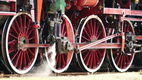 老式蒸汽机车车轮