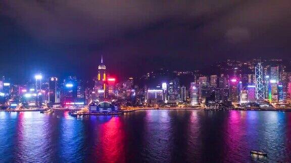 维多利亚港的航拍时间香港金融城市中心