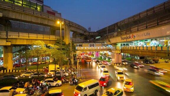 夜间现代城市交通