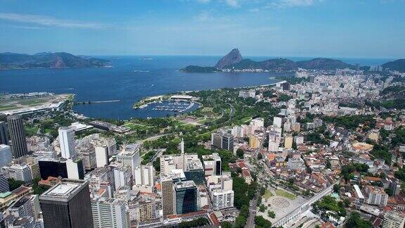 全景的市中心里约热内卢巴西里约热内卢在阳光明媚的日子