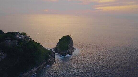 泰国普吉岛海滩的无人机天线